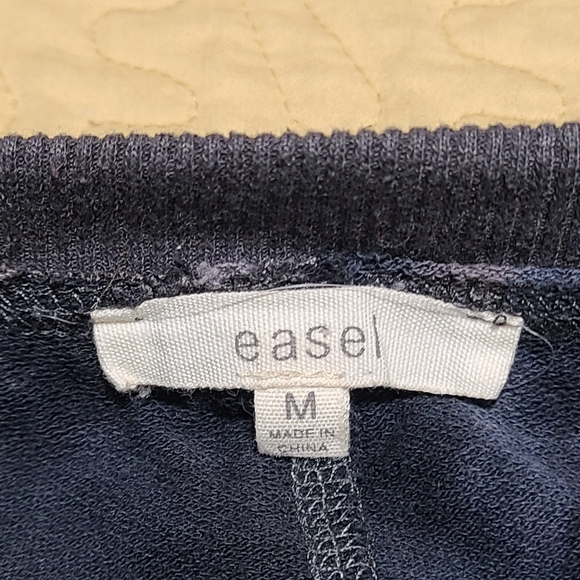 Easel Floral crew neck sweatshirt size M - Picture 3 of 6